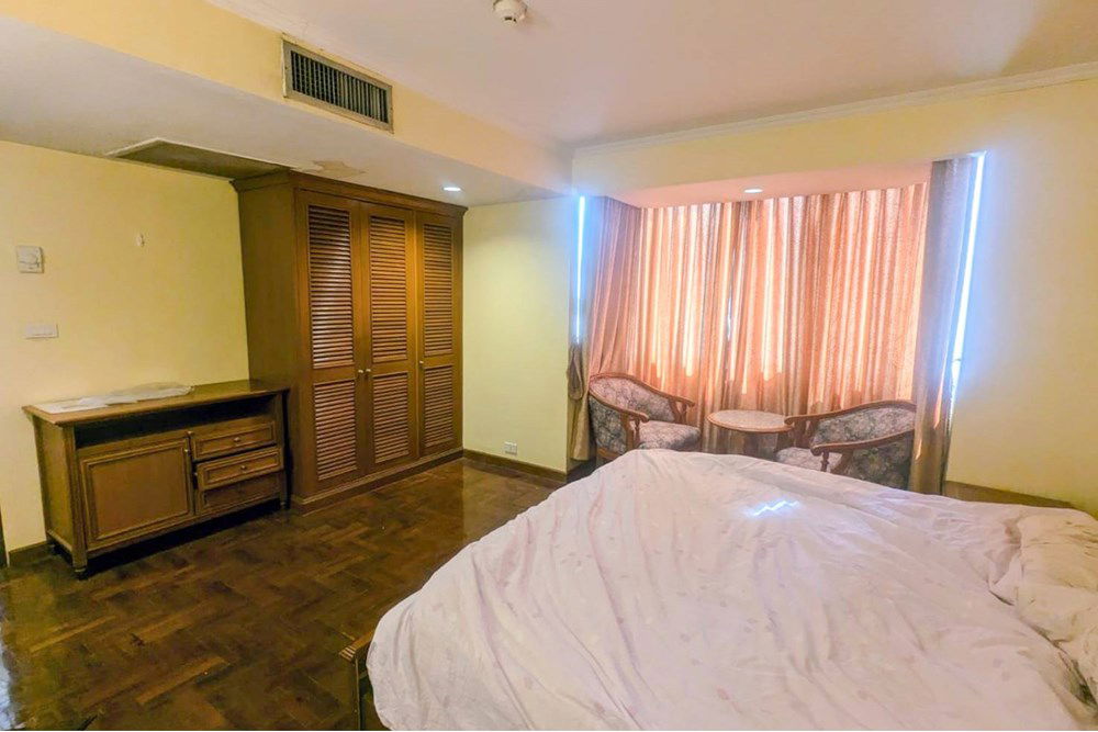 รูป [920021007-297] Omni Tower Sukhumvit Nana : ออมนิ ทาวเวอร์ สุขุมวิท นานา, กรุงเทพ - รูปที่ 4/10