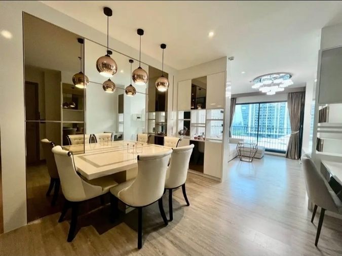 ✨ For rent Rhythm Ekkamai ✨
📍 Corner room, large size, beautiful view, fully furnished, ready to move in!