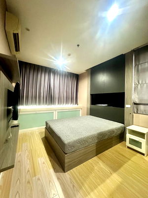 Condos for rent Central Plaza Grand Rama 9 : condo T.C. Green fully furnished and best price ready to move in