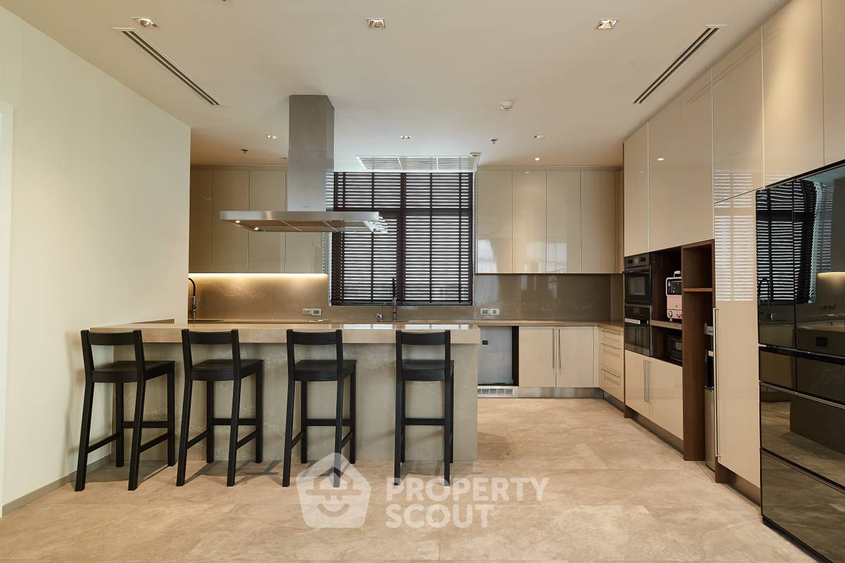 picture 4-BR Condo at HQ Thonglor near BTS Thong Lor (ID 996435) - 9/28