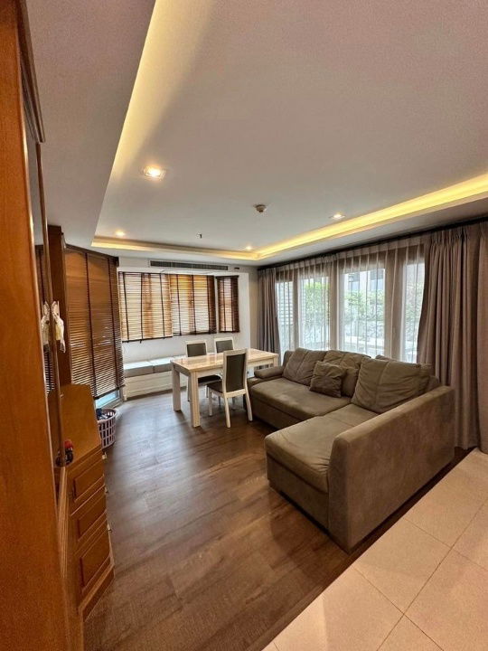 รูป 🔐#MT2405_188 🔐🗓️𝐅𝐨𝐫 𝐑𝐞𝐧𝐭 ( 94.29 𝐬𝐪𝐦. 1 bedroom / 2 bathroom / 1 living room / Large balcony ) 𝐒𝐢𝐥𝐨𝐦 𝐏𝐚𝐫𝐤 𝐕𝐢𝐞𝐰 - รูปที่ 2/17