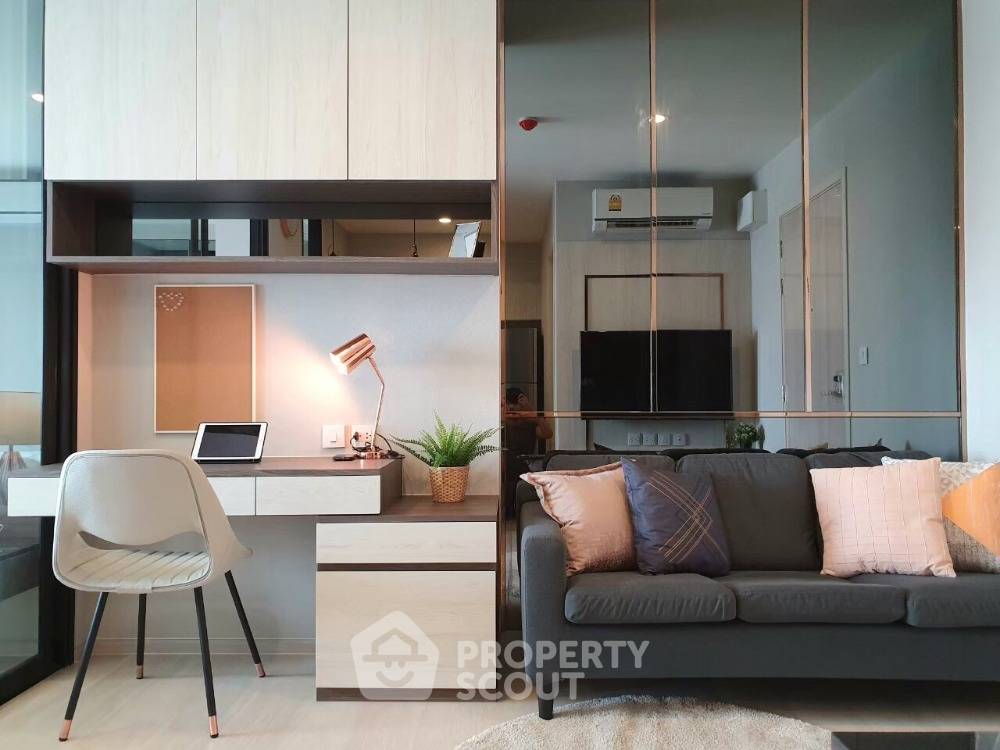 picture 1-BR Condo at Life Asoke near ARL Makkasan (ID 1308425) - 2/4