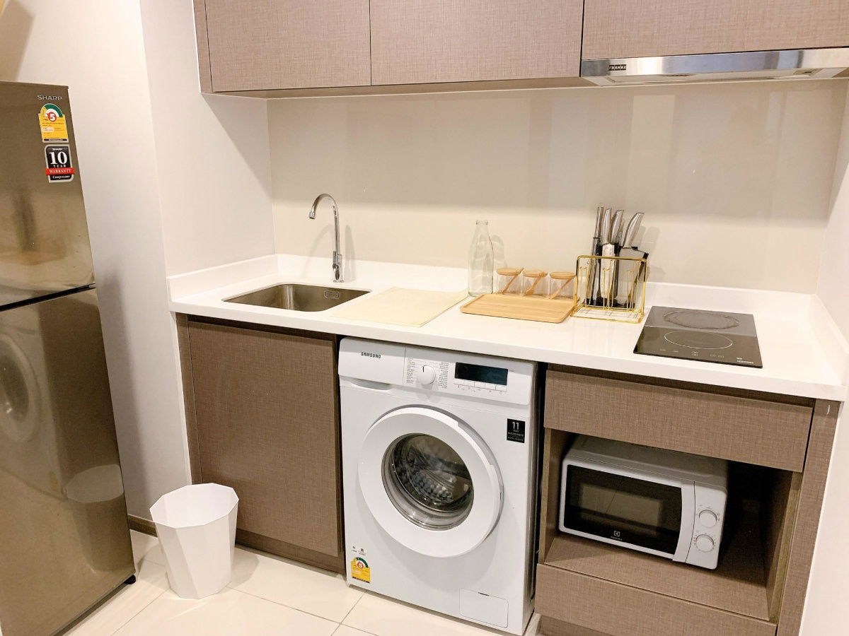 picture Modern Condo in Prime Location | Fully Furnished | BTS & Malls in Walking Distance - 13/19