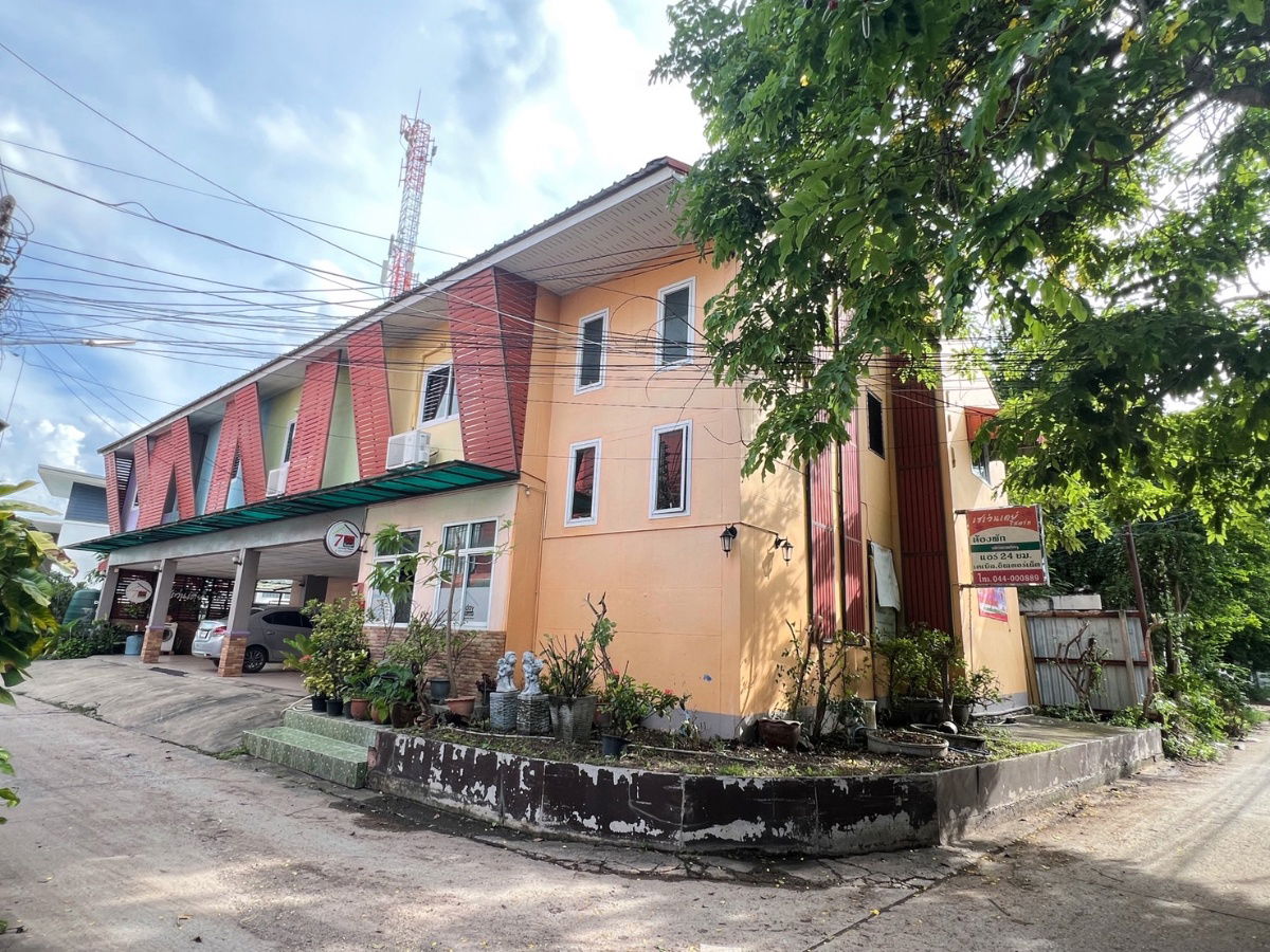 picture Income-Generating Apartment Building for Sale – Ready Tenants - 2/6