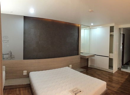 P-39109 Condo for sell PG Rama IX fully furnished. Line Id: @easythaihome 085-592-2897