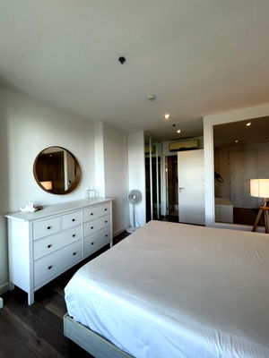 Condos for rent BTS Talat Phlu : Condo For Rent The Room Sathorn - Taksin (A6807041) ID Line : @condo98