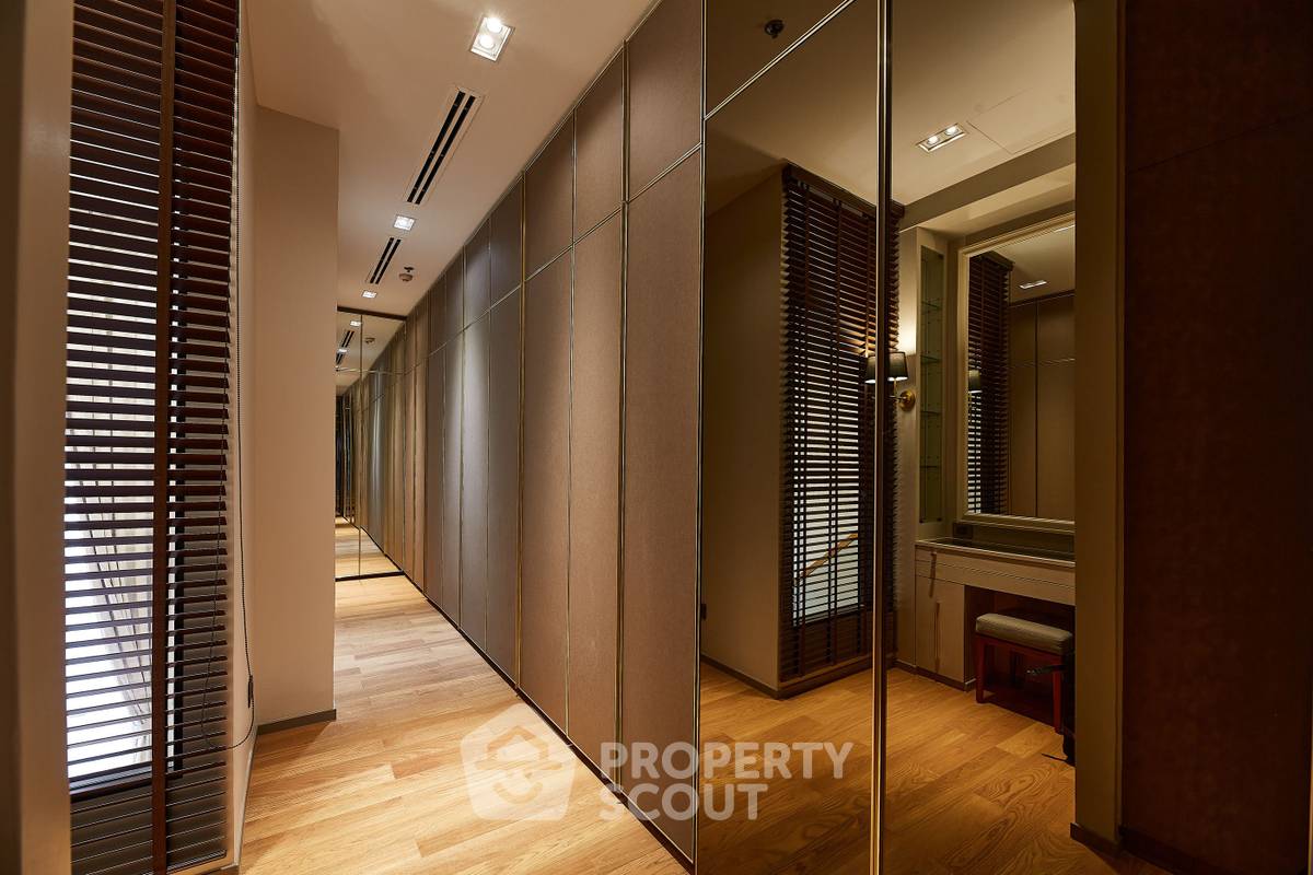 picture 4-BR Condo at HQ Thonglor near BTS Thong Lor (ID 996435) - 27/28