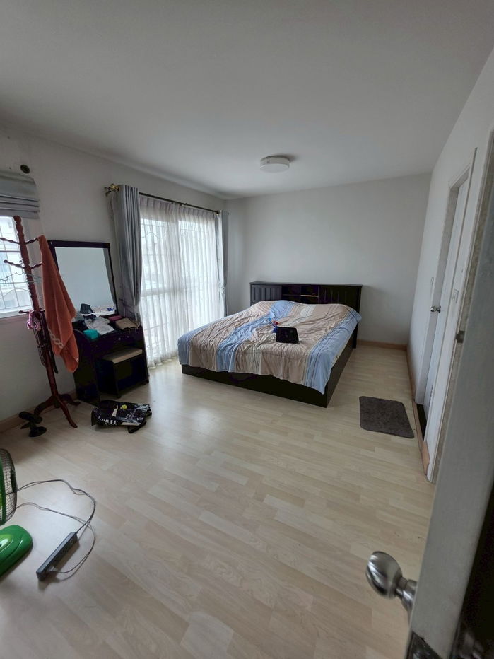picture For sale: 2-storey townhouse, The Connect 22, Ram Intra-Min Buri, 3 bedrooms, 2 bathrooms, 2 parking spaces - 9/21