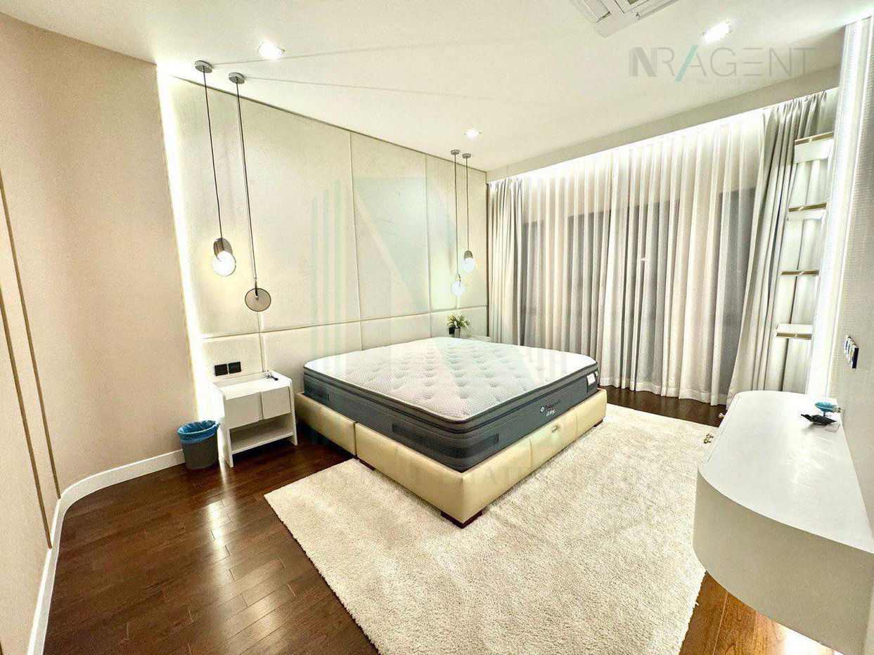 รูป 🚩 ขายบ้านเดี่ยว โครงการ แกรนด์ บางกอก บูเลอวาร์ด อีสต์ พระราม 9 3 ชั้น 5 ห้องนอน 7 ห้องน้ำ - รูปที่ 8/8