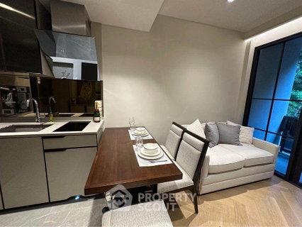 1-BR 36 Sqm Condo At The Reserve Sukhumvit 61 Near BTS Thong Lor (ID 1902714)