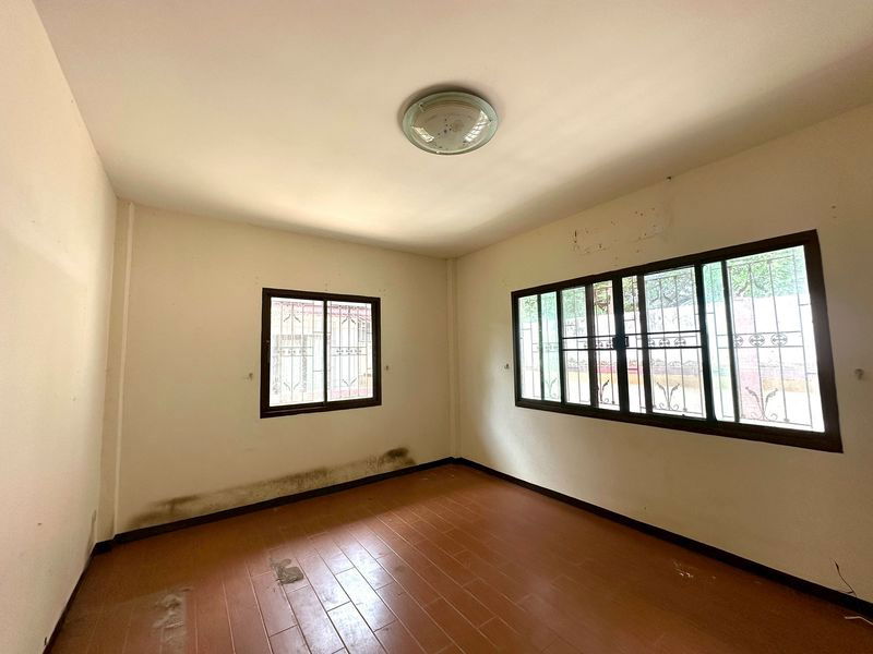 picture Selling house 3.99 million Pattaya - Baan Ampher - 4/13