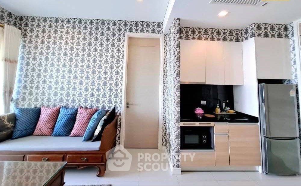 รูป คอนโด 1-ห้องนอน ที่ รีเฟล็คชั่น จอมเทียน บีช พัทยา ใกล้ เมืองพัทยา (ID 2216011) - รูปที่ 4/23