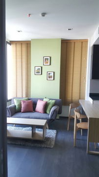 Edge Sukhumvit 23 (1bed1bath 45sqm)