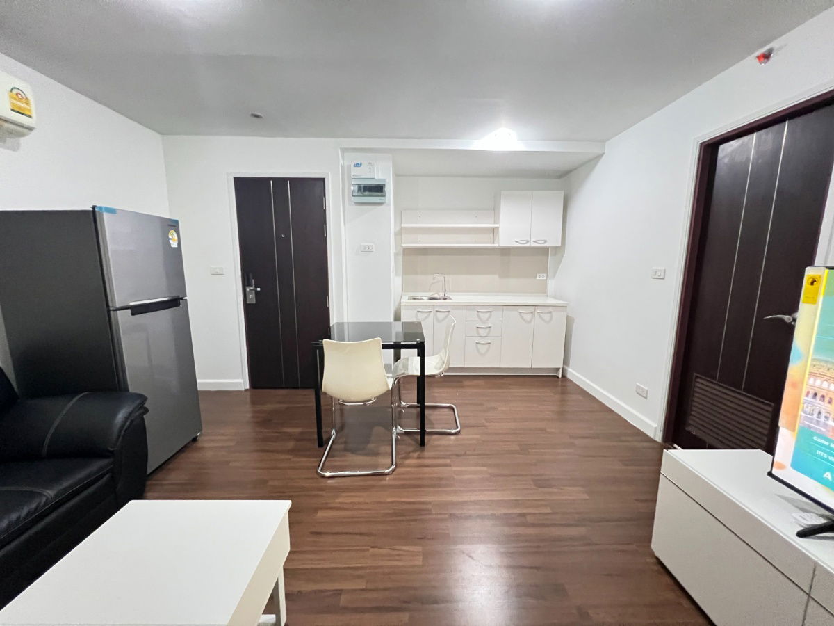 picture Punna Residence Oasis 1 (Pool view Corner room ) - 7/16