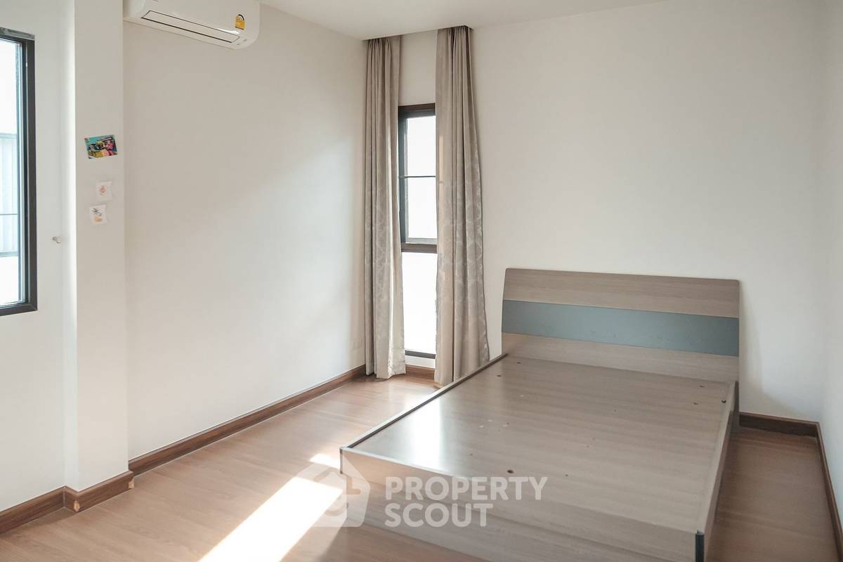 picture 5-BR House in Wat Chalo (ID 2059479) - 19/40
