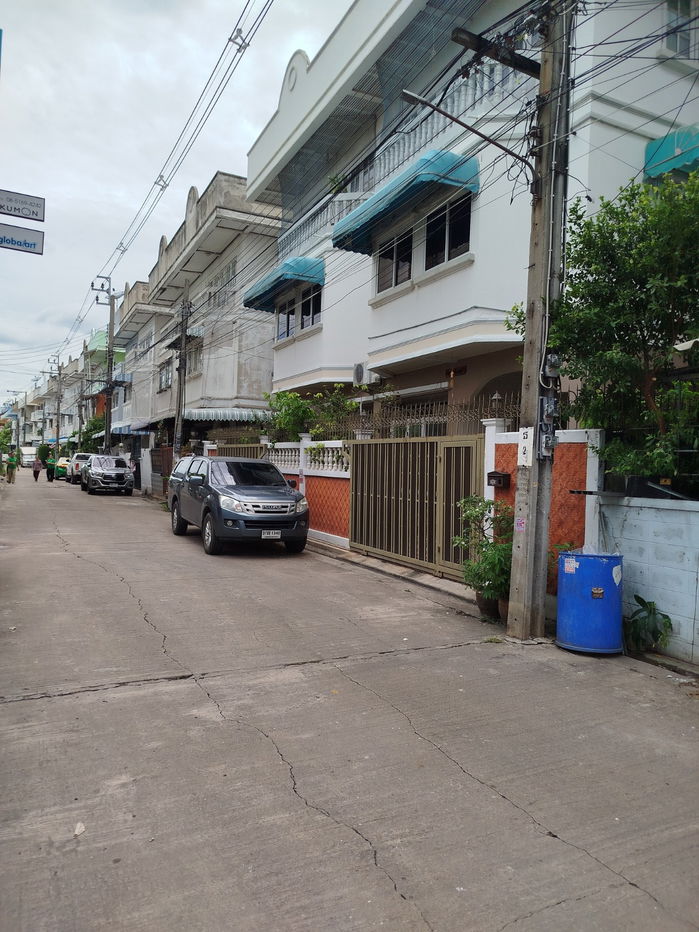 รูป ขายบ้านแฝด พร้อมผู้เช่า เหมาะสำหรับนักลงทุน ดีกว่าฝากเงินแบงค์ 19.2เท่า - รูปที่ 5/7