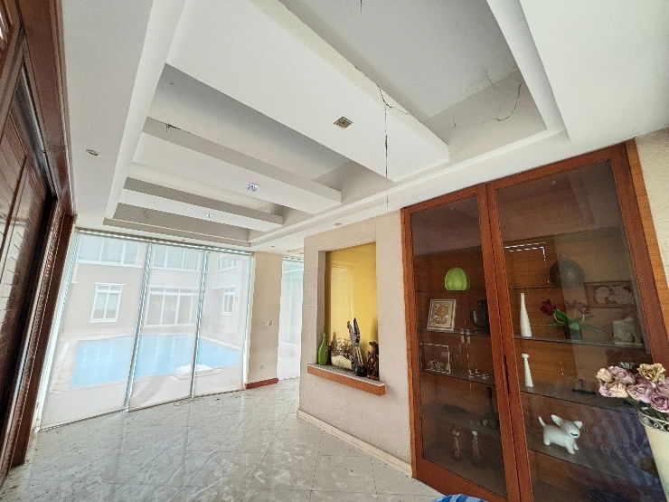 picture Big house 1 rai, Panya Inthra P4, Pool Villa for big family or company - 23/50