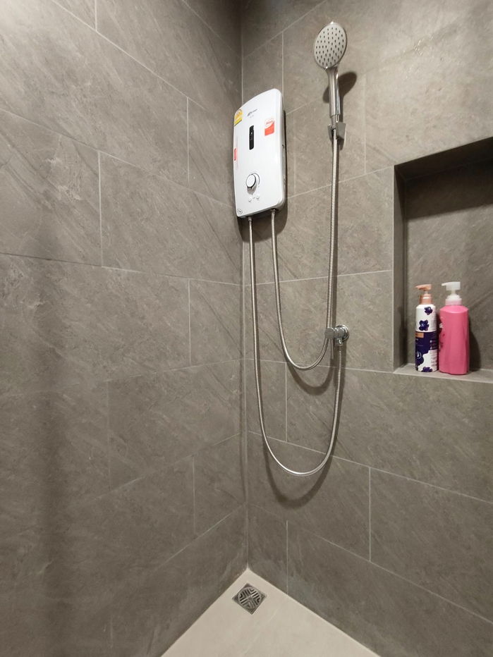 picture Condo for Rent : The Livin Ramkhamhaeng  Schedule a viewing 👉 Line: @propertyfinder  - 11/11