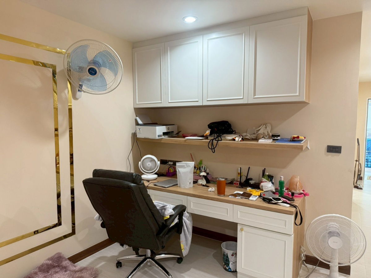 รูป #ให้เช่าอาคารพาณิชย์ 3.5 ชั้น พร้อมดาดฟ้า เหมาะสำหรับทำ Airbnb, Hotel, หรือ Office ย่านรามคำแหง 90  🔥 เช่า 45,000บาท/เดือน (ต่อรองได้ครับ) - รูปที่ 19/28