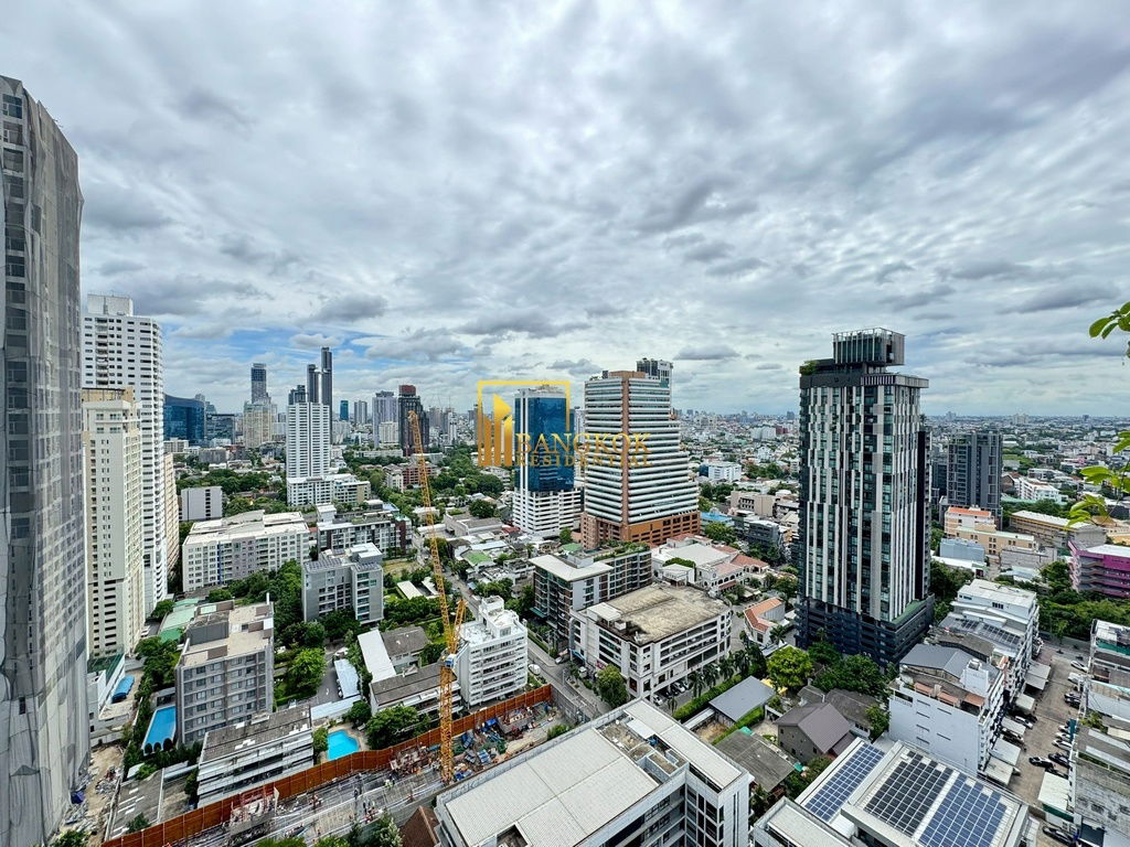 รูป Fullerton | Tasteful 2 Bedroom Condo For Rent in Ekkamai - BR10098CD - รูปที่ 8/35