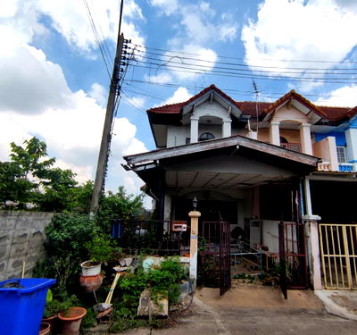 ทาวน์โฮม ธัญบุรี ปทุมธานี : ขายทาวน์เฮ้าส์ หลังริม หมู่บ้าน แพรมาพรเพลส รังสิต-คลองสี่