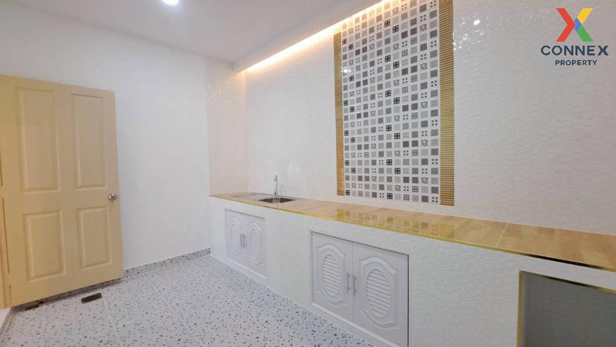 picture For Sale Townhouse/Townhome  ,  Siwapha House , newly renovated , Pak Kret , Pak Kret , Nonthaburi , CX-125941 ✅ Live chat with us ADD LINE @connexproperty ✅  - 11/12
