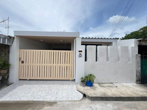 🏡✨บ้านรีโนเวทใหม่ บ้านชั้นเดียว  โซนวิชิต ทำเลดี เดินทางสะดวก ใกล้สิ่งอำนวยความสะดวกครบ🏡✨ 