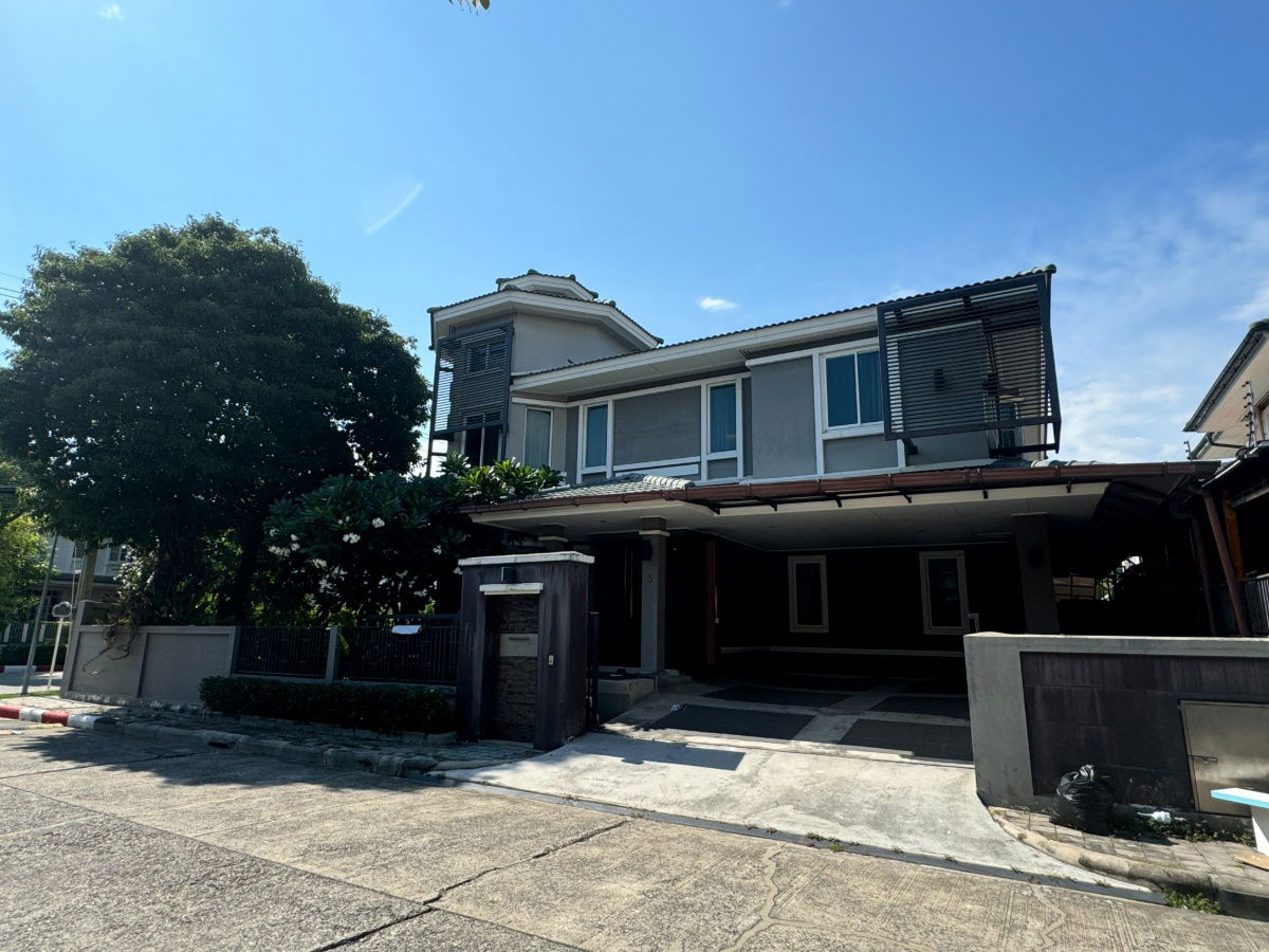 picture P0107 Golden Nakara – Spacious Luxury Home in Central Bangkok - 34/40