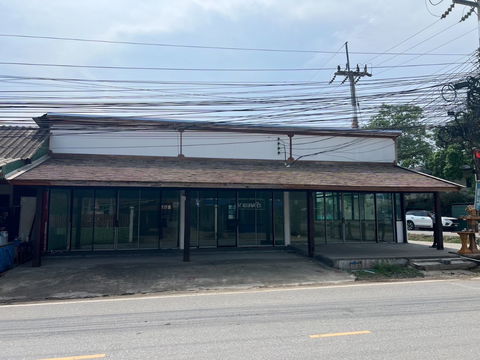 For sale: 3 commercial buildings in prime location