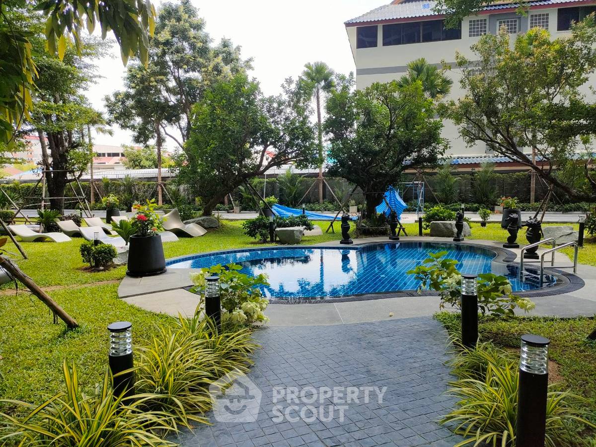 picture 2-BR Condo at Arcadia Millennium Tower close to Pattaya South (ID 2089191) - 8/14