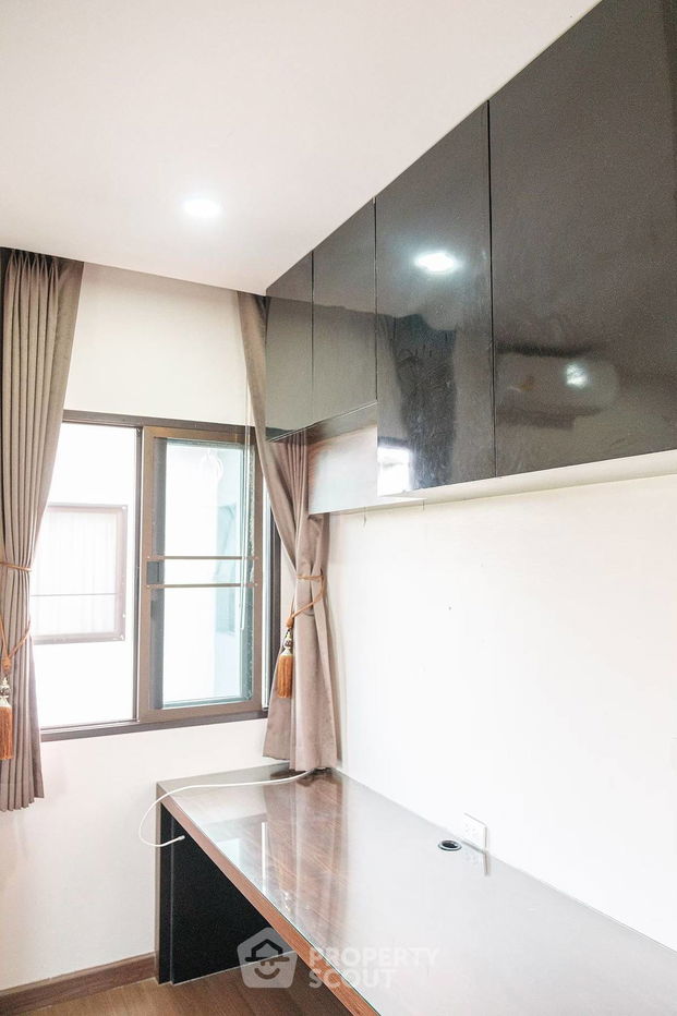 picture 5-BR House in Wat Chalo (ID 2059479) - 32/40