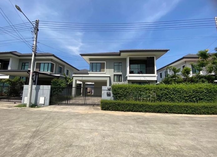 ให้เช่า For rent / ขาย For sell  บ้านเดี่ยว 2 ชั้น 2-Storey Detached house พร้อมเฟอร์นิเจอร์ Fully furnished  หมู่บ้าน ดีไลท์ ดอนเมือง-รังสิต 