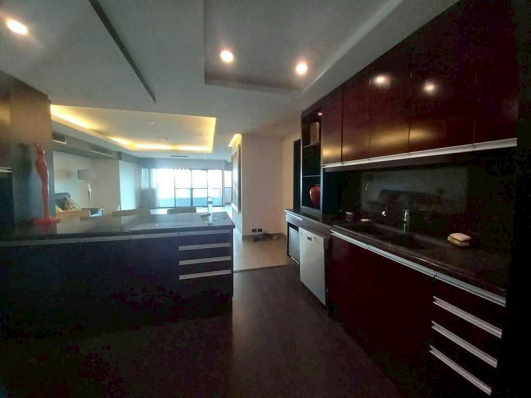 รูป LTH12839 - Condo for sale คอนโด ขาย at Sathorn Gardens สาธรการ์เด้นส์ Size 230 sqm. 3 beds 3 baths Near BTS Sala Daeng Station ONLY 25 MB - รูปที่ 11/16