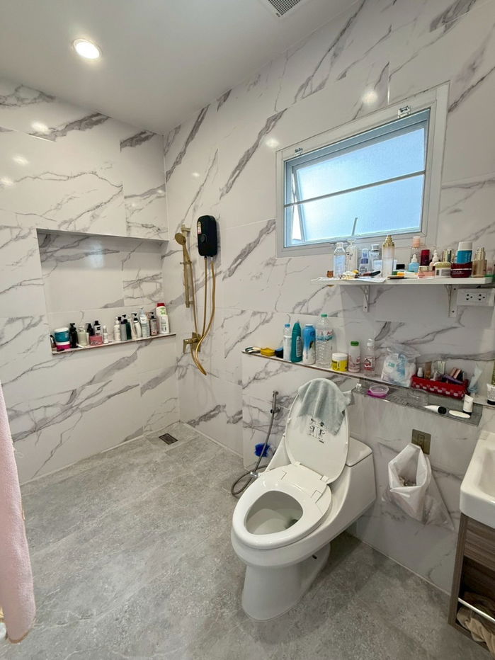 รูป #ให้เช่าอาคารพาณิชย์ 3.5 ชั้น พร้อมดาดฟ้า เหมาะสำหรับทำ Airbnb, Hotel, หรือ Office ย่านรามคำแหง 90  🔥 เช่า 45,000บาท/เดือน (ต่อรองได้ครับ) - รูปที่ 14/28