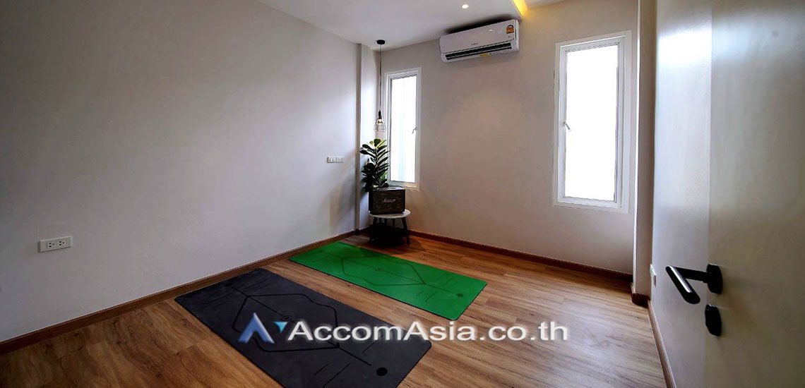 picture 🔼🔽 AccomA 📩  3 BR House in Khlong Ton Nuea (AA29529) - 10/16