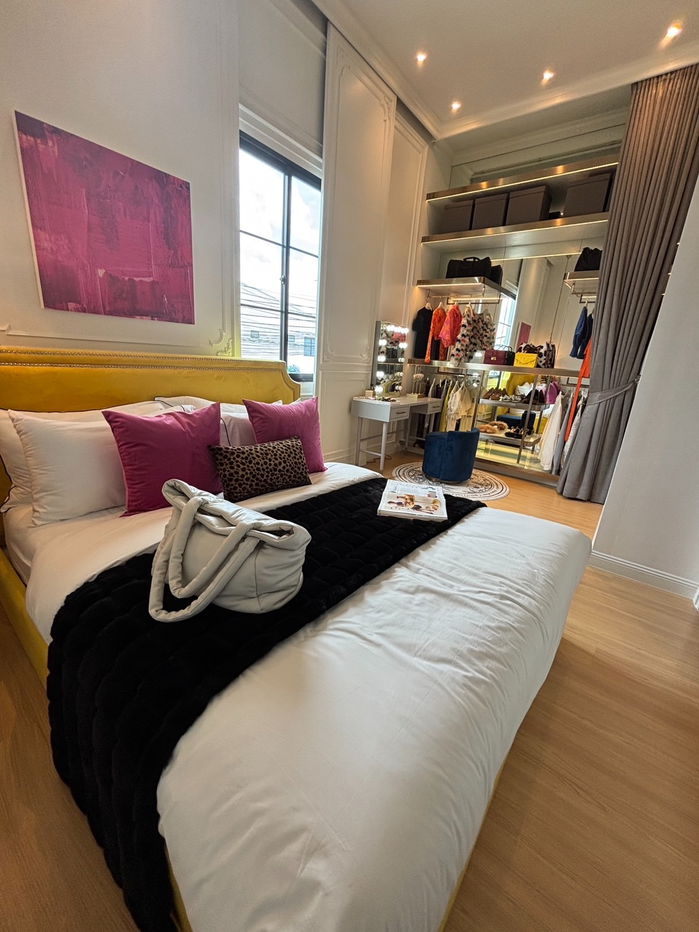 picture 🏡Two-Storey Townhome for Sale, Fully Furnished!! Prime Location Near Sukhumvit — Siri Place Phatthanakan - 4/9