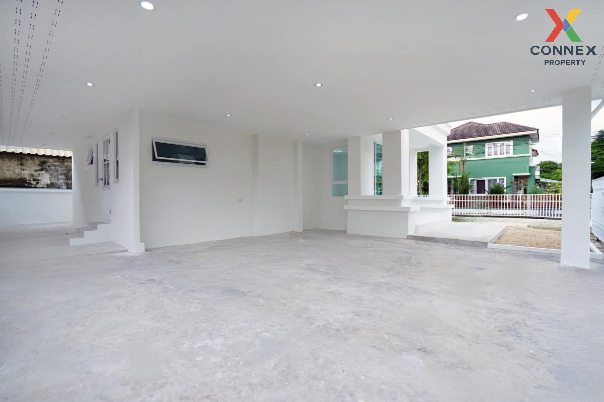 picture For Sale House , Chaiyaphruek Bang Khun Tiean , corner unit , newly renovated , Samae Dam , Bang Khun Thian , Bangkok , CX-125812 ✅ Live chat with us ADD LINE @connexproperty ✅  - 9/12