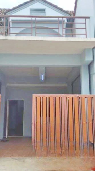 picture Thai Watsadu Rama 2 900m. Rama2 Hospital 500m. Maruey fresh market 200m. For rent 3-storey townhouse - 1/8