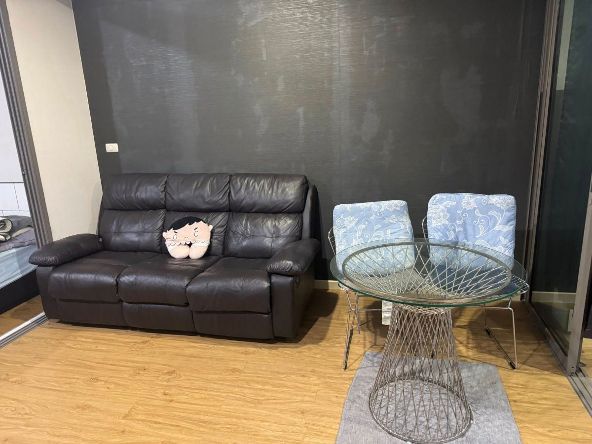 picture Condo for sale Siamese Surawong near MRT Samyan 5,600,000 baht Property code: SL066 - 7/16
