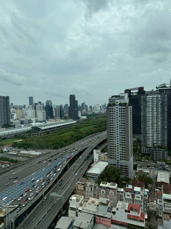 รูป ให้เช่า Ideo Asoke Rama-9 ห้อง Duplex ทิศตะวันออก ห้องไม่มีรอยร้าว แสงสว่างดี ใกล้สถานี MRT พระราม 9 - รูปที่ 12/14
