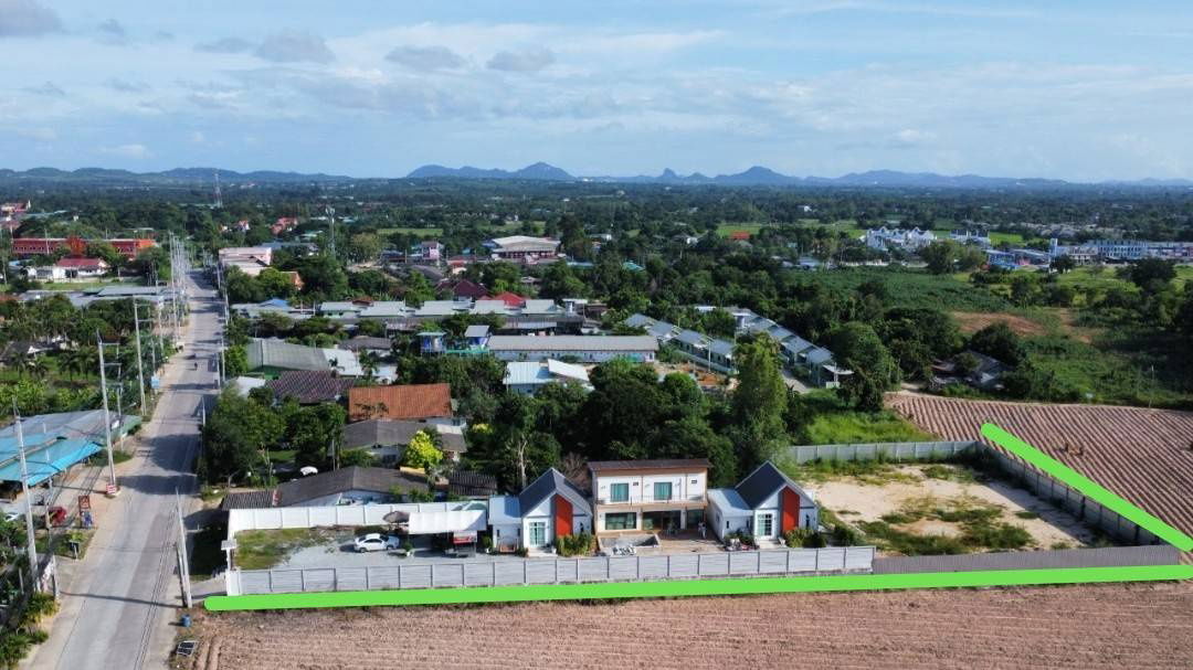 picture For sale: 3 pool villas in Huay Yai on a 1 rai 200 sq.wah land plot, Nong Prue Subdistrict, Bang Lamung District, Chonburi Province - 29/36