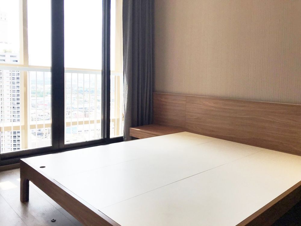 picture Studio 1 Bd. High Fl. -Park 24 - 4/10