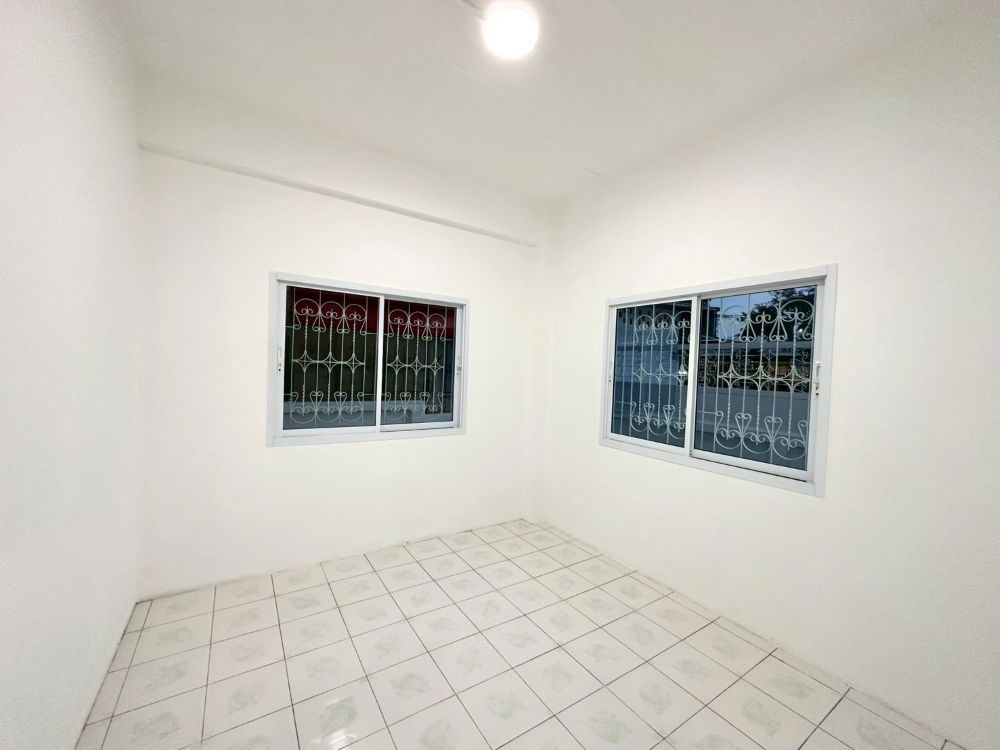 รูป ขายบ้านเดี่ยว 2 ชั้น ม.ยุคลธร 4 ห้องนอน รีโนเวทใหม่ พร้อมเข้าอยู่ ทำเลดี ใจกลางเมือง ต.ปากเพรียว สระบุรี  - รูปที่ 12/18