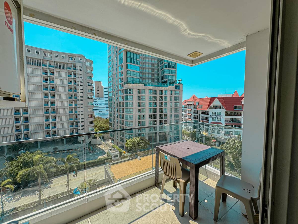 picture 1-BR Condo at The Cliff Condominium Pratumnak close to Pattaya (ID 1521833) - 6/8