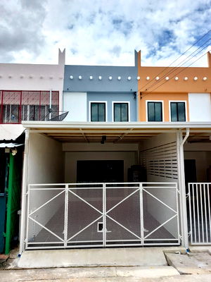 ทาวน์โฮม ธัญบุรี ปทุมธานี : ขายบ้านมือสอง ทาวน์เฮ้าส์ 2 ชั้น หมู่บ้านเปรมปรีดิ์