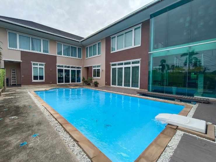 picture Big house 1 rai, Panya Inthra P4, Pool Villa for big family or company - 6/50