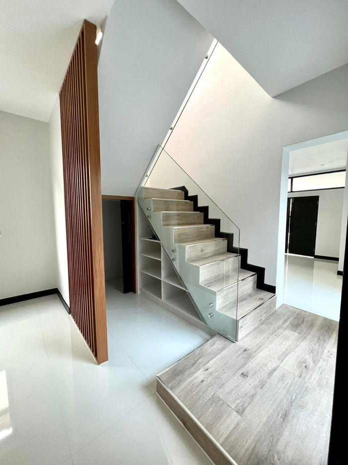รูป P0094 ขายด่วน! บ้านเดี่ยวบางนา ในซอยบางนาตราด 39 - รูปที่ 11/18