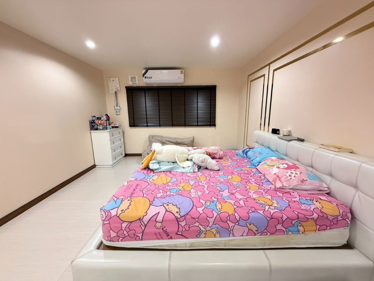รูป #ให้เช่าอาคารพาณิชย์ 3.5 ชั้น พร้อมดาดฟ้า เหมาะสำหรับทำ Airbnb, Hotel, หรือ Office ย่านรามคำแหง 90  🔥 เช่า 45,000บาท/เดือน (ต่อรองได้ครับ) - รูปที่ 21/28