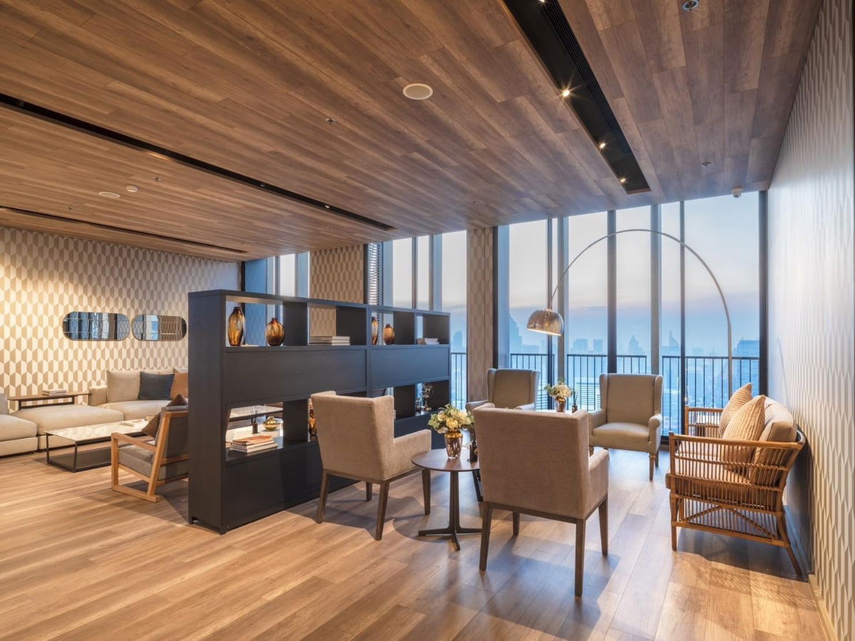 รูป 𝐍𝐨𝐛𝐥𝐞 𝐁𝟏𝟗 ห้องใหม่ แต่งสวย กว้าง เฟอร์นิเจอร์ครบ luxury รับสันญาระยะสั้น  𝟐𝟕,𝟎𝟎𝟎/เดือน - รูปที่ 17/26