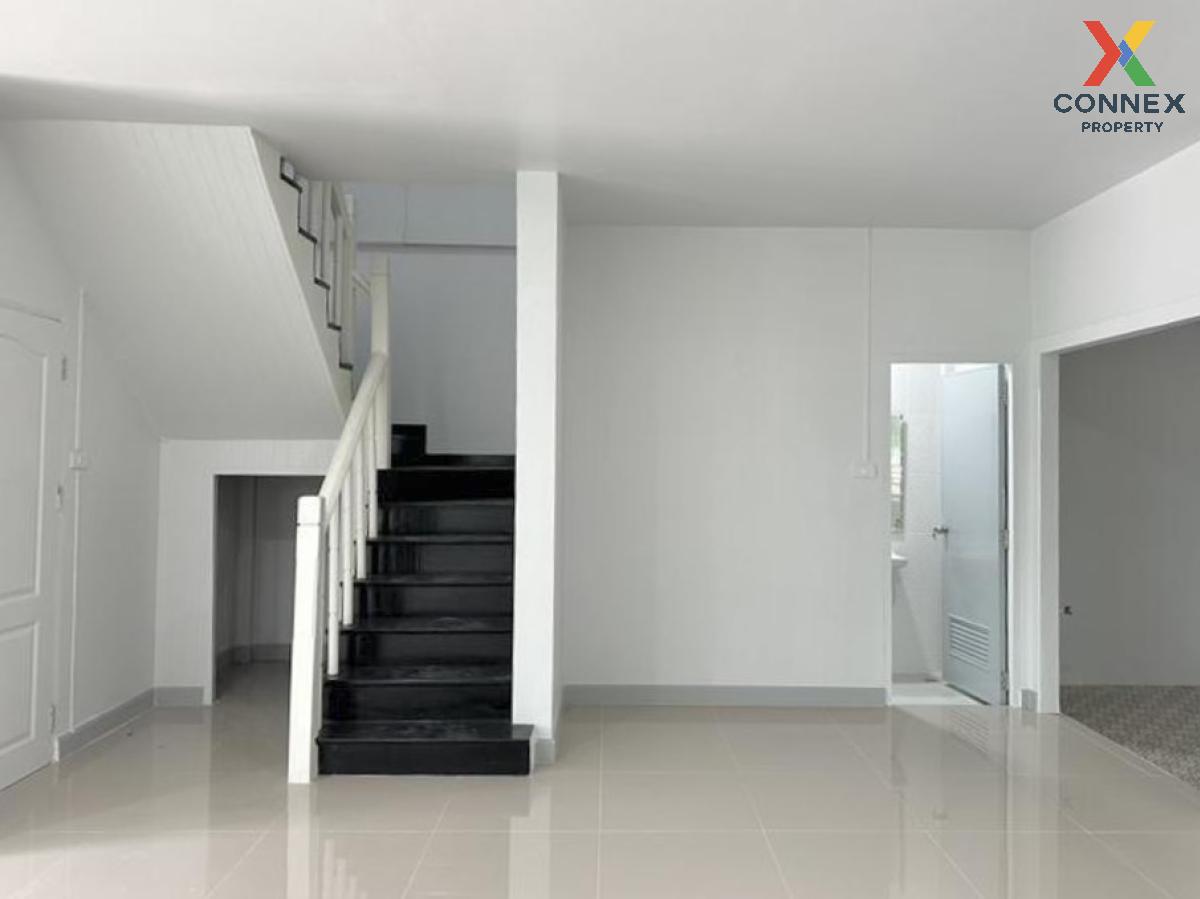 picture For Sale Townhouse/Townhome  , Baan Farlakool , Pracha Thipat , Thanyaburi , Pathum Thani , CX-125685 ✅ Live chat with us ADD LINE @connexproperty ✅  - 7/12